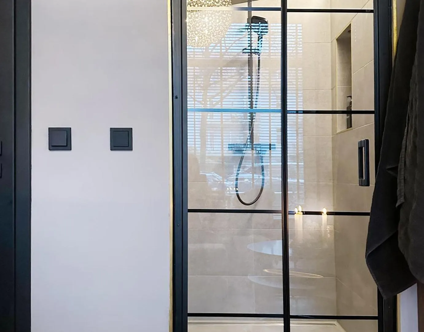 Apartment Black Suite 2 Luxus In Alsternaehe Hamburg Deutschland