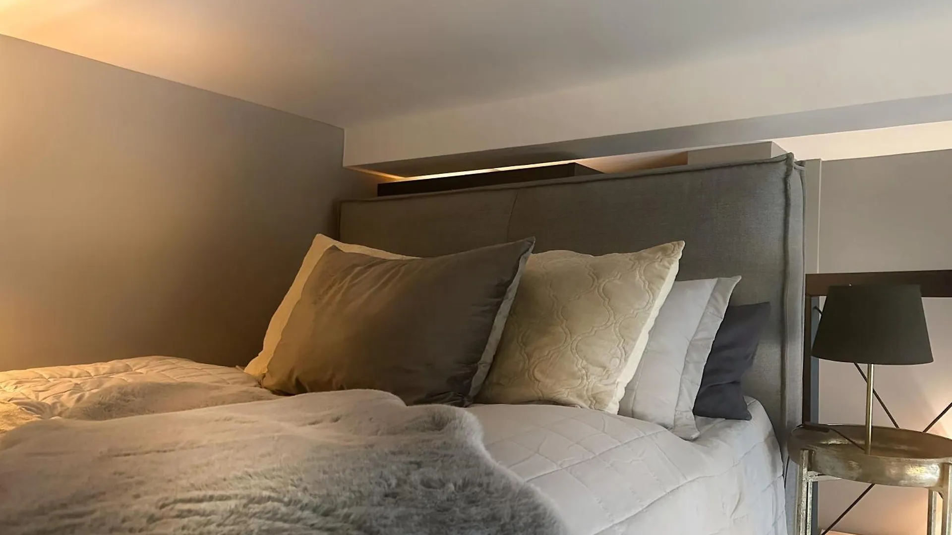 Black Suite 2 Luxus In Alsternaehe Hamburg Apartment