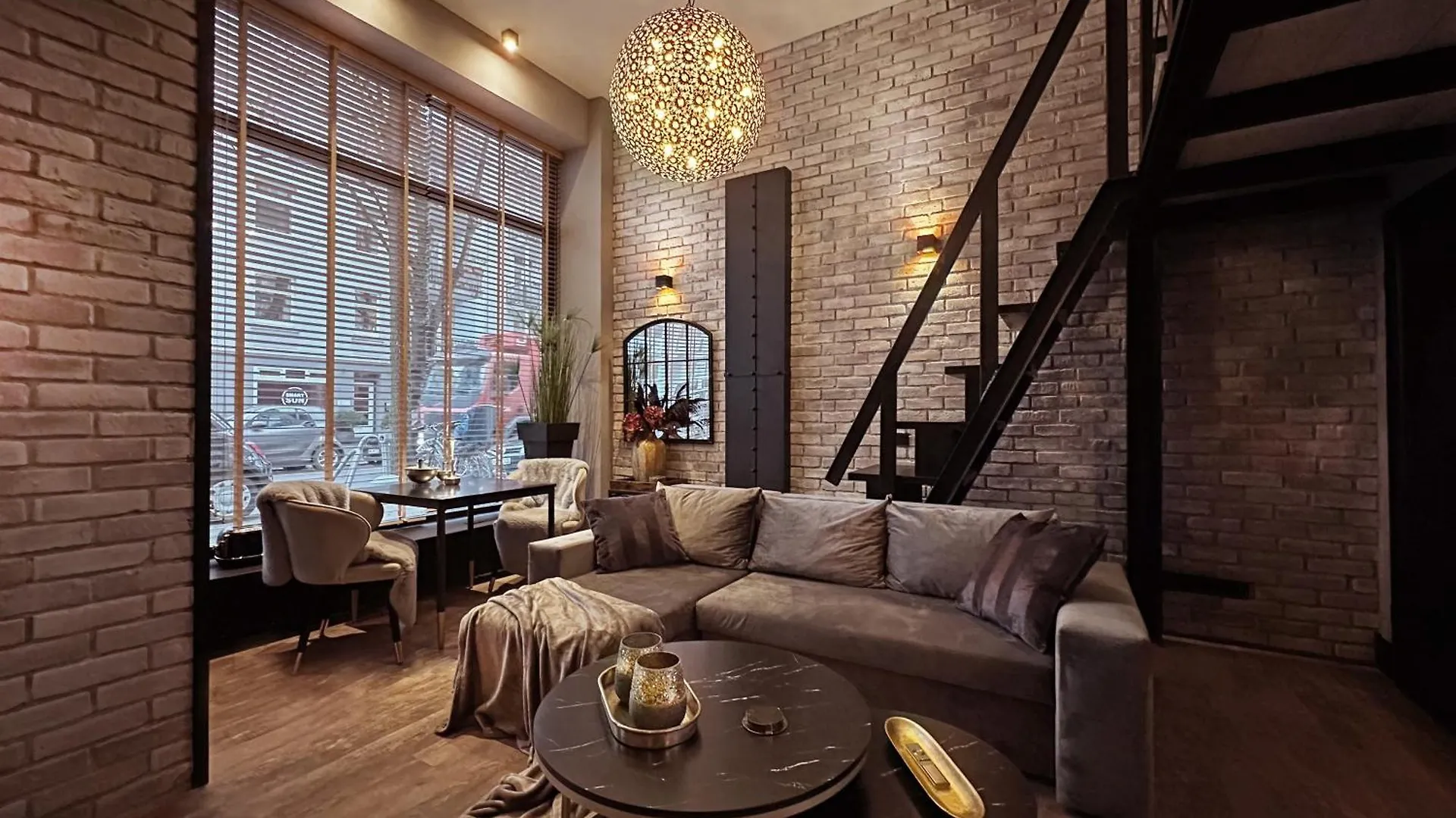 Apartment Black Suite 2 Luxus In Alsternaehe Hamburg